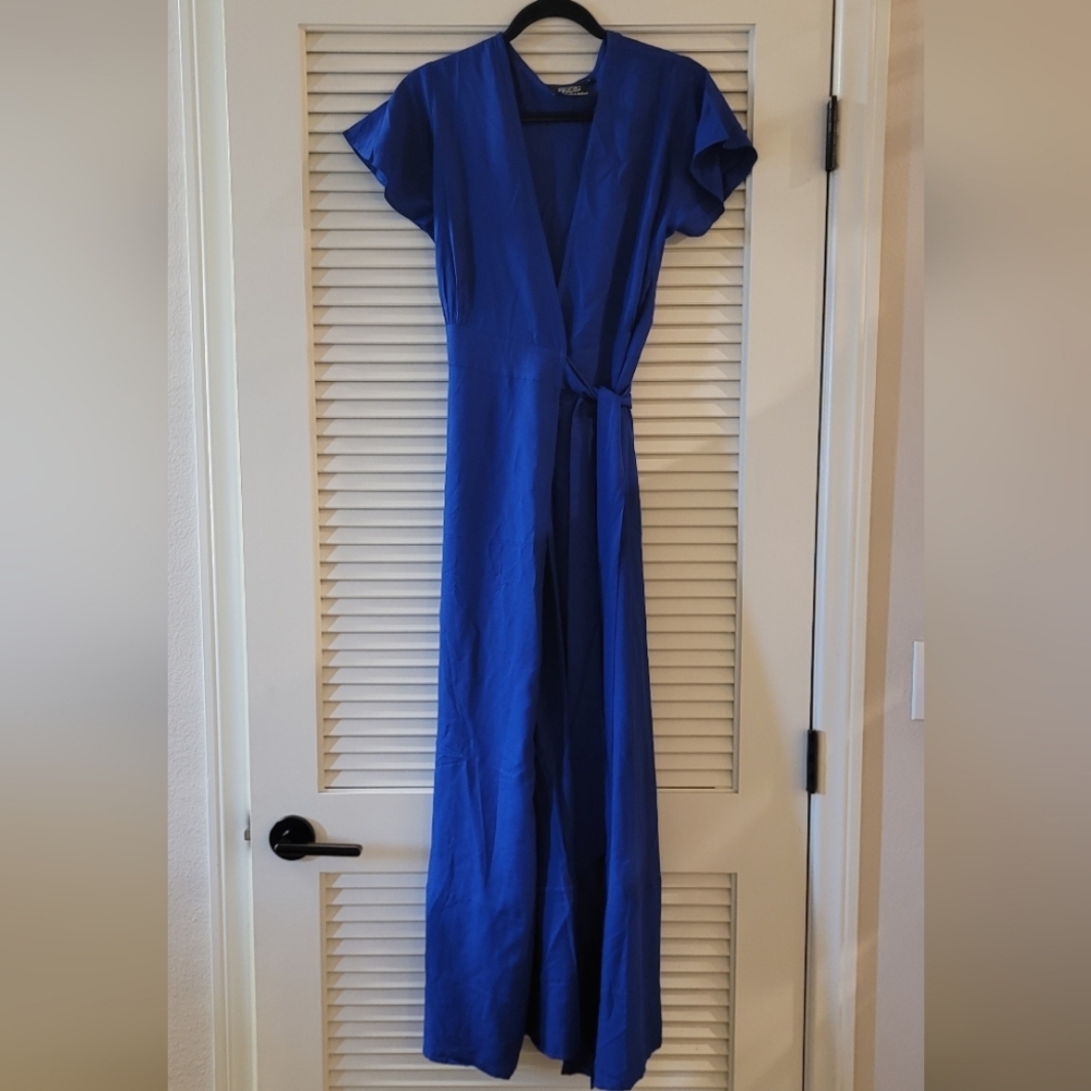 Bohee Wohee - (NWOT) Blue Long Short-Sleeve Asymmetrical Wrap Dress